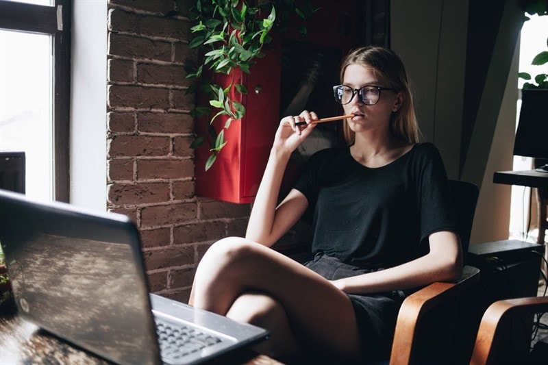 woman_working_photo